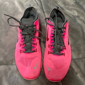 NIKE Free Running Shoes Neon Pink Sz 9.5
